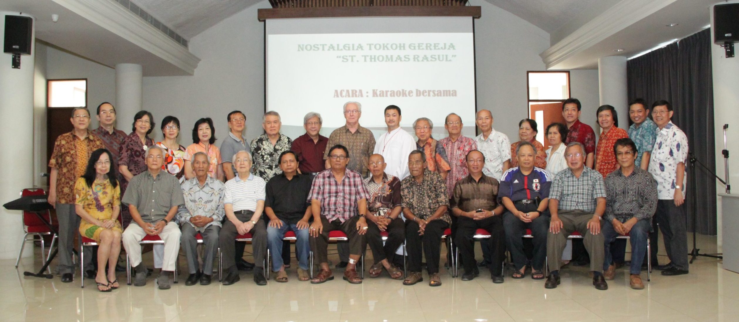Nostalgia tokoh Gereja Santo Thomas Rasul bersama Romo Gilbert dan Romo Herman.
